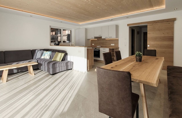 80m² Moderne Ferienwohnung mit Terrasse, Gratis Badesee, 100m bis zum Skigebiet