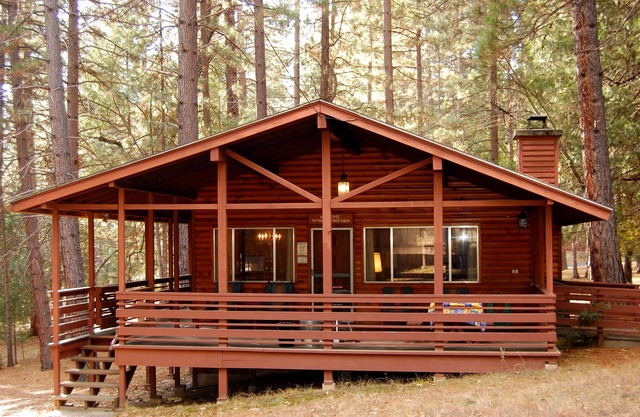 (84) Hasting's Hideaway at The Redwoods In Yosemite
