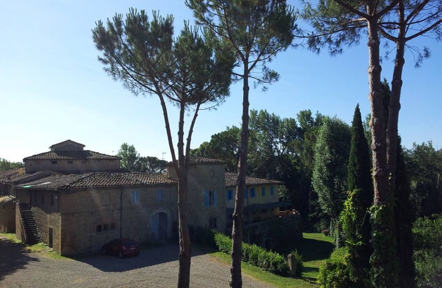 9 Bedroom Villa with
