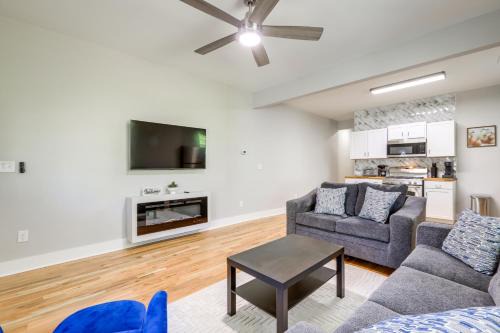 9 Mi to Dtwn ATL Pet-Friendly Apt with Yard