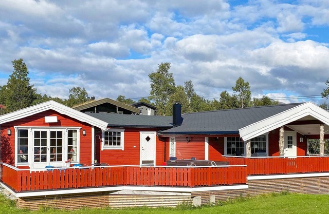 9 person holiday home in Gratangen