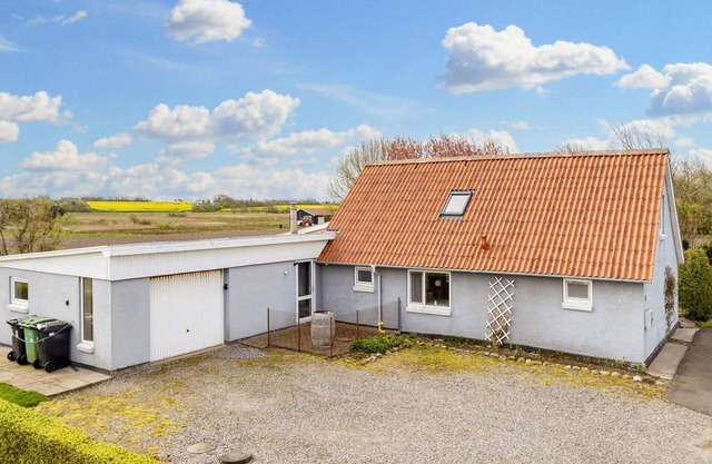 9 person holiday home in Thyholm-By Traum