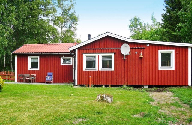 9 person holiday home in HALLSTAVIK-By Traum