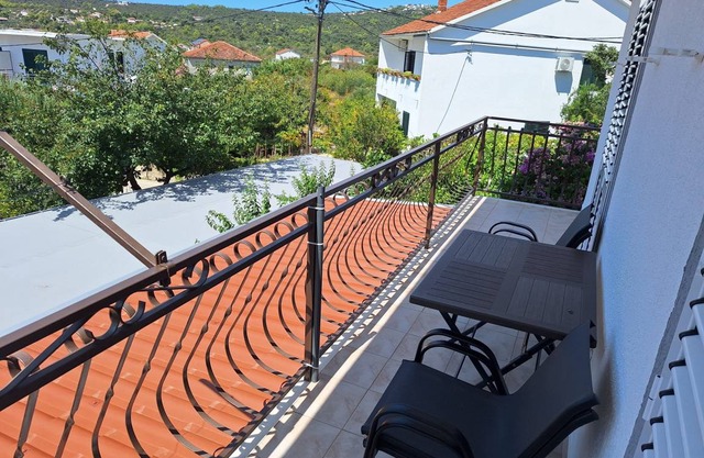 90 m² Apartment ∙ 2 bedrooms ∙ 5 guests