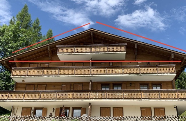 90m2 penthouse apartment with games room, gym and sauna
