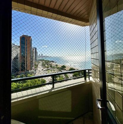 951B golden beachfront 27m air tv