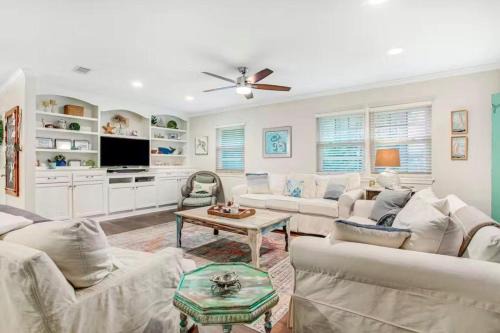 96097 Piney Island