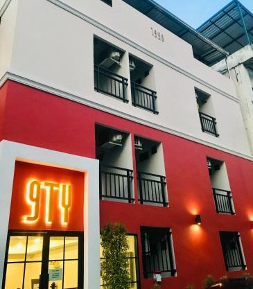 9TY hotel (ninety hotel)