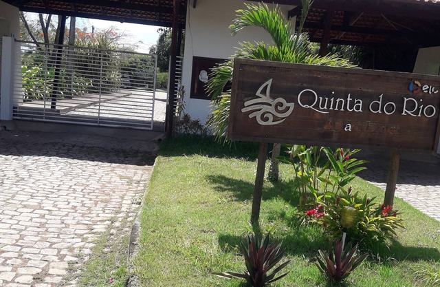 A beautiful 1 bedroom House situated in pipa five minutes drive from beach t