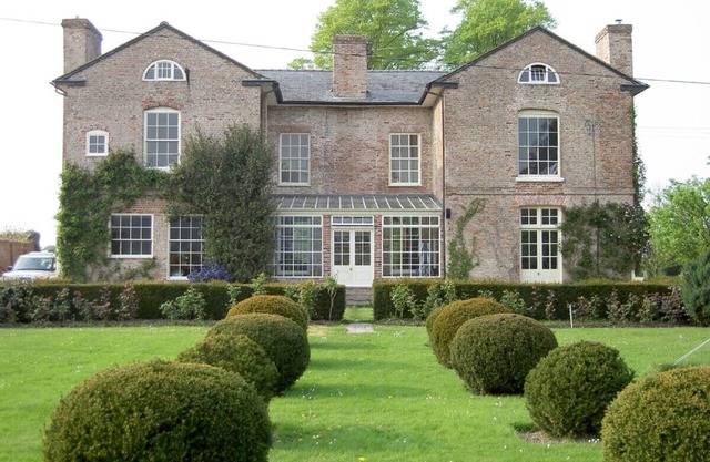 A Beautiful Home From Home - An Historic Manor House dating from 1682.