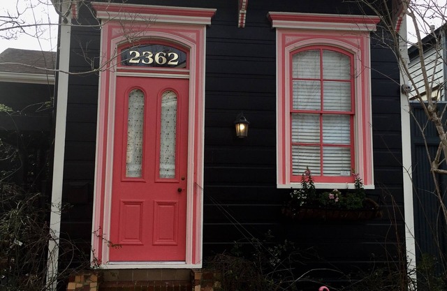 A Beautiful Jewel Box. This House Is Painted Black !