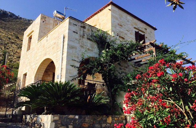 A Beautiful Stone Villa & Private Pool In A Peaceful Position "eot Licence No: 1042k123k2962201"