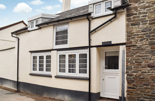 A charming holiday let for up to four guests in the village of Chulmleigh.