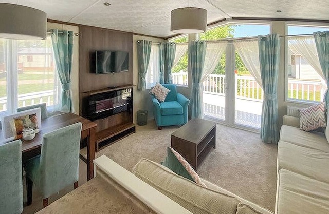 A cosy holiday home with one master double with en suite W.