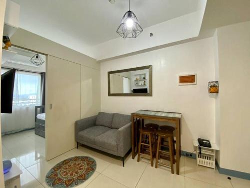 A Cozy 2 Bedroom Unit with a Parking at South Residences SM Southmall