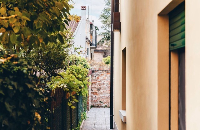 A cozy and private apartment situated in the heart of Venice Mestre.