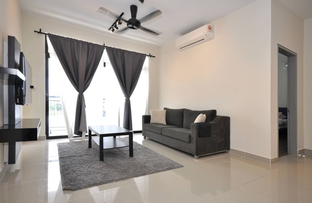 A Cozy Condo in Putrajaya with 3 Bedrooms