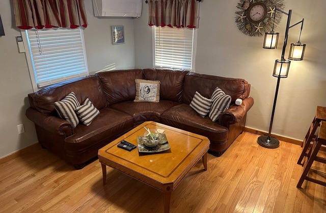 "A COZY PLACE AT FIELDSTONE BEACH"