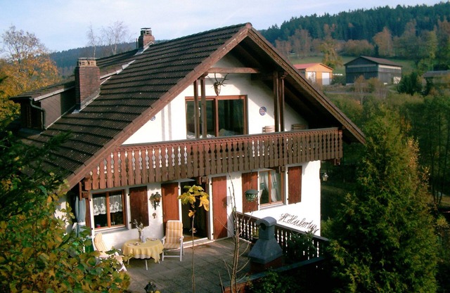 Apartment 'Sankt Hubertus' with Private Terrace, Balcony and Wi-Fi