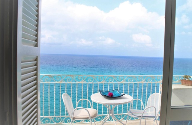 A Diamond overlooking the sea!