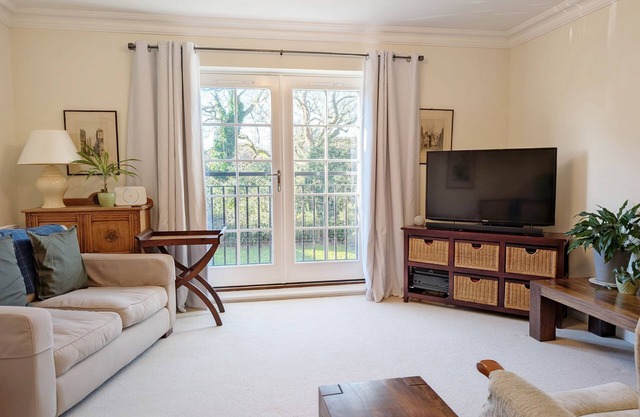 A family house that sleeps 6 guests in 3 bedrooms