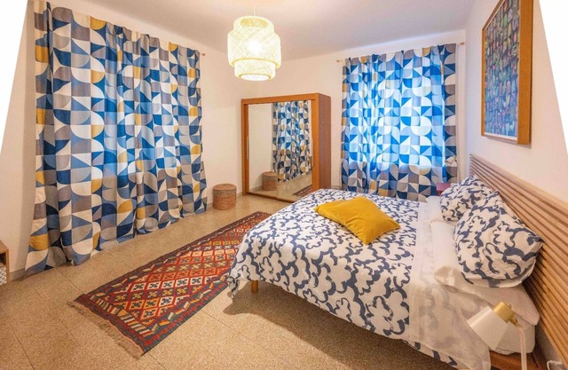 A FEW MINUTES FROM THE CENTER OF VERONA, APARTMENT WITH FREE PARKING