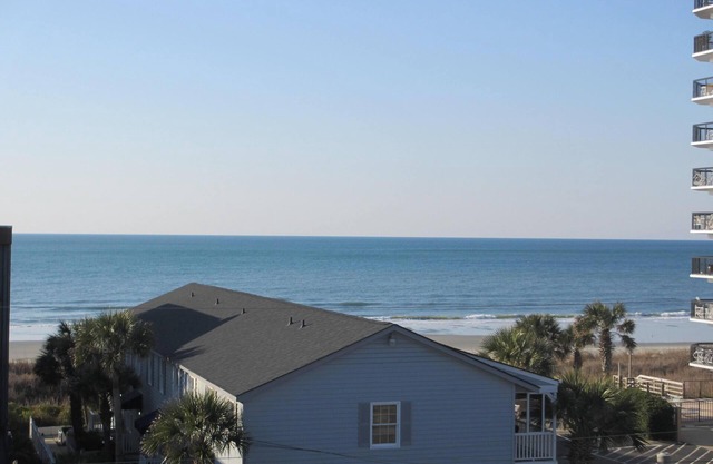 A Great Get AwayTwo- 2 Bedrm/2 bth Condo with beautiful view and spacious rooms