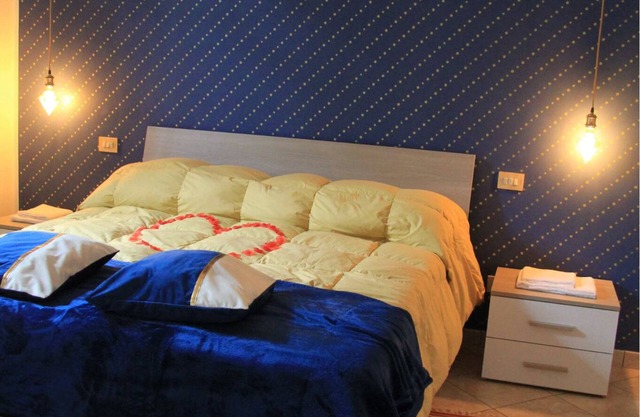 A home as comfortable as yours, but with the novelty you've been looking for!