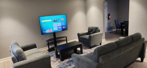A home in oxon hill