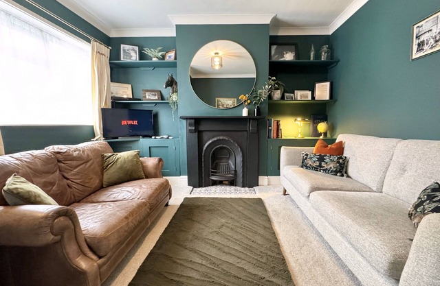 A house that sleeps 5 guests in 3 bedrooms