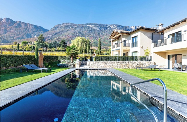 Apartment 'Weingut Gasshof Heindl' with Mountain View, Shared Pool and Wi-Fi