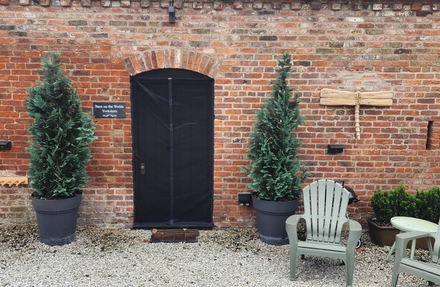 A luxurious, renovated Barn on the Yorkshire Wolds. Peace and quiet....