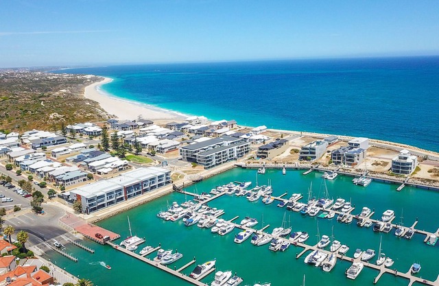 A luxury beachfront prom retreat