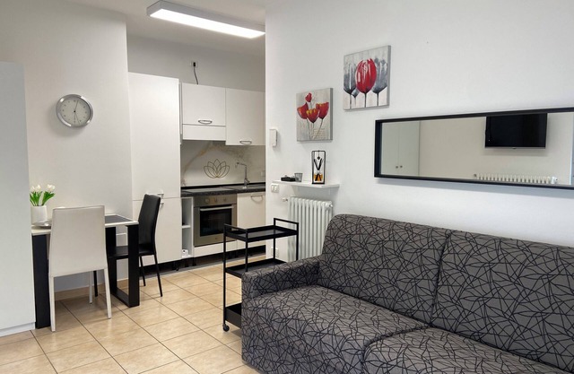 A NEST IN VALTELLINA with PRIVATE BATHROOM and GARDEN - CLEAN and BRIGHT!