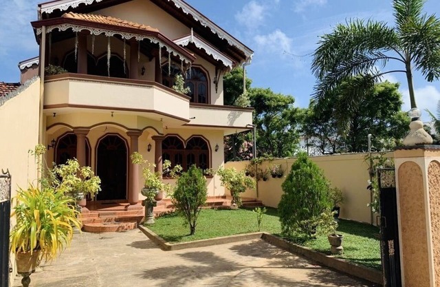 A nice place to relax in Sri Lanka. 5 minutes walk to beach.