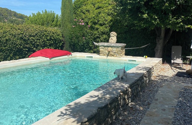 A pavilion in Provence
