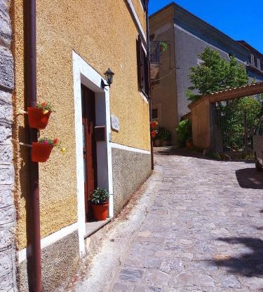 A' Porta i Frustere