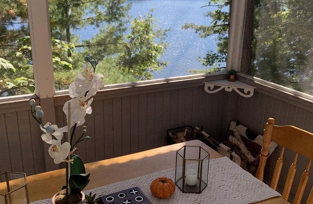A Private Lakefront Cottage on Gull Lake