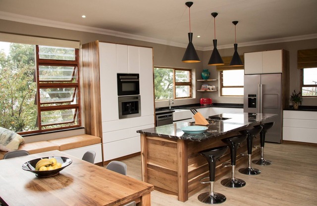 A’ Queenslin Guesthouse offers guests a peaceful home away from home.