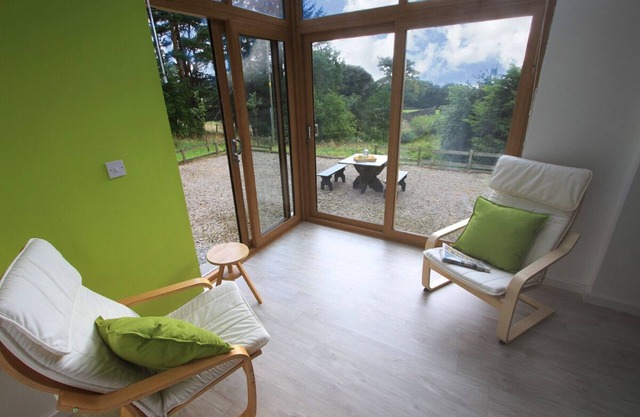 A Quirky, Modern Converted Barn, Quiet Rural Setting With Easy Access To Kendal