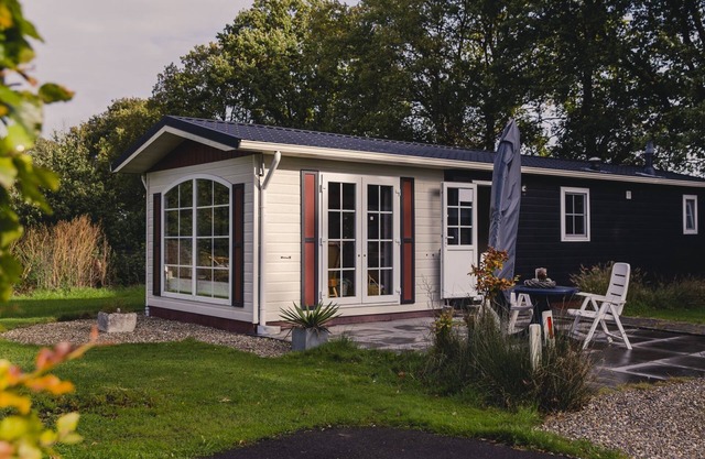 A simple, cozy cabin for 4 people
