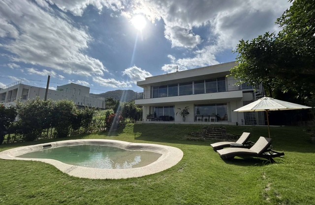A special retreat in Ishigaki Island｜Private villa exclusively for one group per day