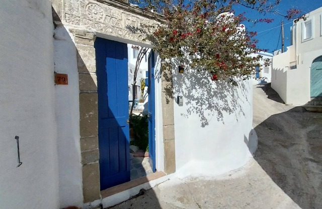 A Three Bedroom House Combining The Best Of A Traditional Greek House With Moder