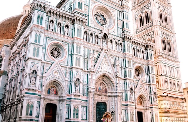 A unique apartment situated within a short distance of Santa Maria Novella