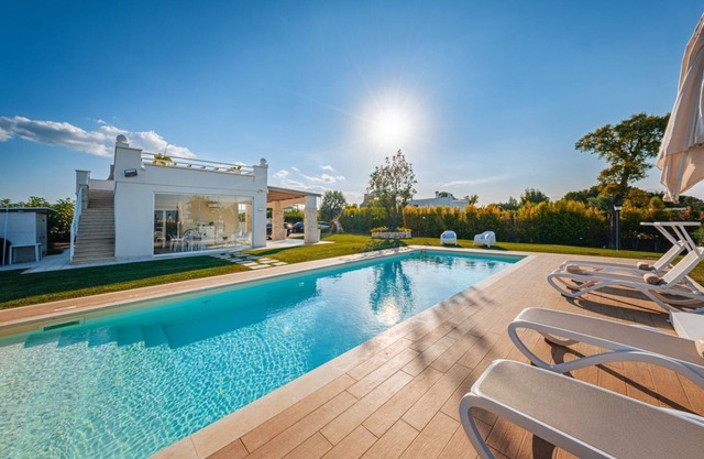 A unique experience between sea, sun and relaxation - Villa Losciale 114