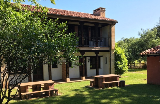 A very charming place, surrounded by nature. 2 dwellings