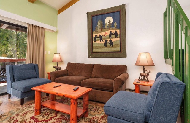 (A204) Loft Condominiums