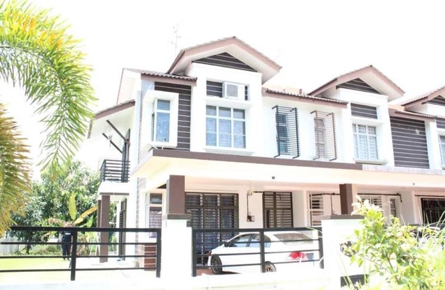 Abang Payung Homestay