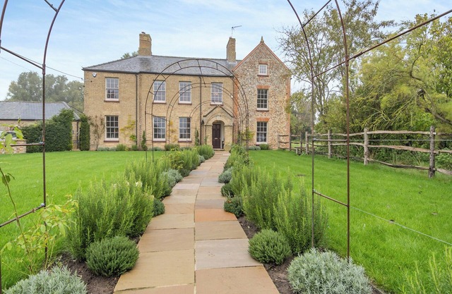 Abbey Barn Farmhouse