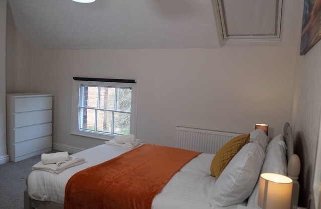 Abbey Foregate - House